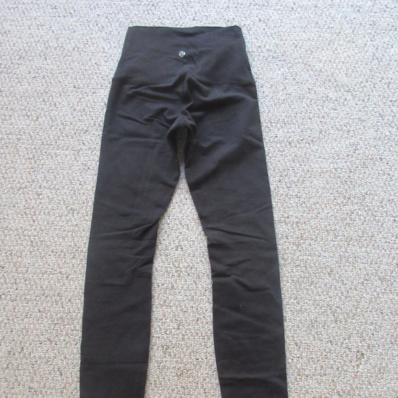 Lululemon Wunder Under Pant - Hi-Rise Black- 2 & 6 - Picture 5 of 8